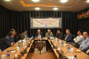 گزارش تصویری نشست فعالان اقتصادی و مدیران بخش خصوصی با مسئولین برق منطقه ای و توزیع برق استان