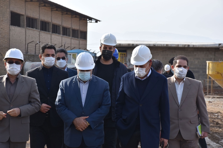 استاندار کرمانشاه از ساختمان جدید در دست احداث اتاق بازرگانی کرمانشاه بازدید کرد