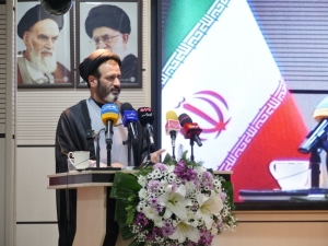 نایب&zwnj;رئیس کمیسیون صنایع و معادن مجلس: رفع فوری موانع تجارت و تولید در کرمانشاه در دستور کار قرار گیرد؛ ثبت&zwnj;سفارش&zwnj;ها و ضمانت&zwnj;نامه&zwnj;های ارزی در اولویت اصلاح