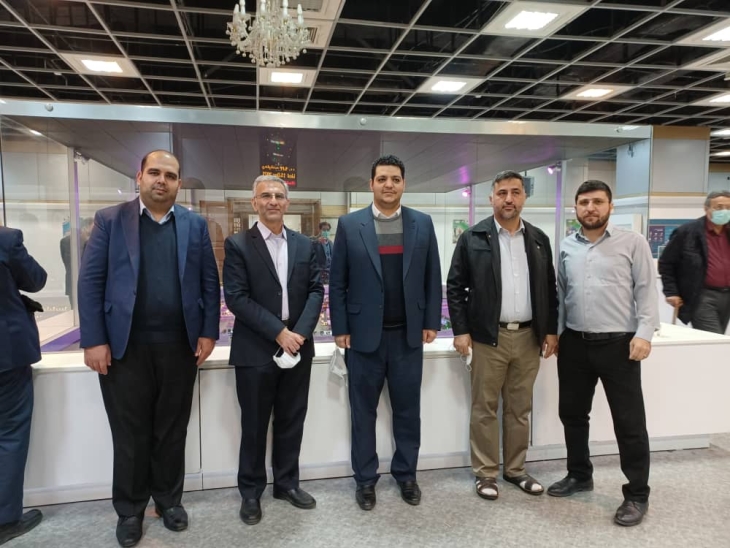 نخستین گردهمایی تخصصی شورای بسیج تجار، بازرگانان و فعالان اقتصادی سراسر کشور با حضور نمایندگانی از کرمانشاه در مشهد مقدس برگزار شد