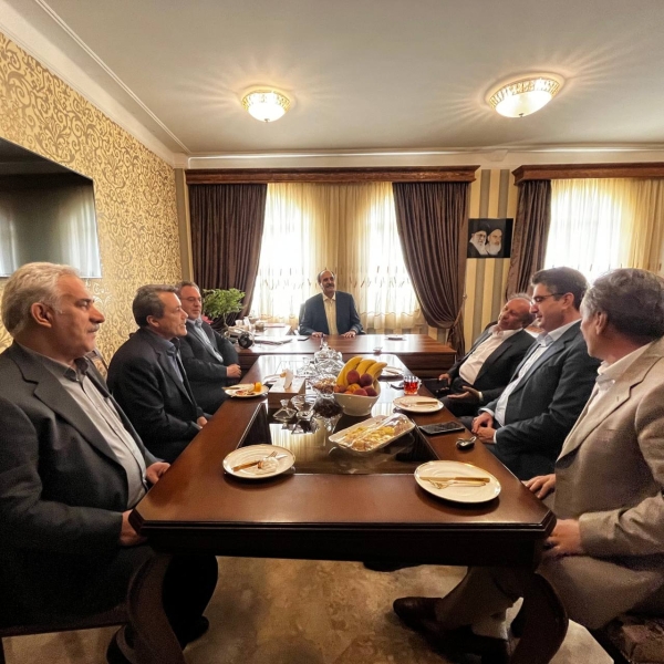 دیدار رییس و اعضای اتحادیه تولیدکنندگان و صادرکنندگان دام زنده با رئیس اتاق کرمانشاه