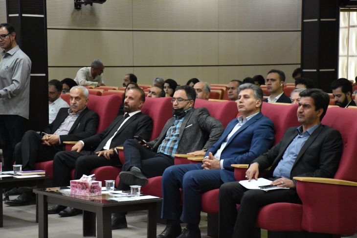 اولین سمپوزیم « کاربرد مدیریت پروژه و صنعتی سازی در پروژه‌های انبوه‌سازی» به همت بخش خصوصی کرمانشاه برگزار شد.