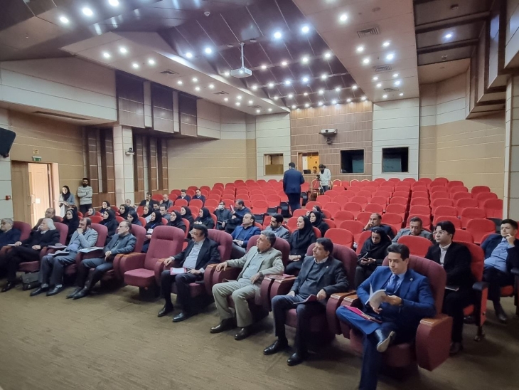 برگزاری نشست مدیران آموزش اتاق‌های بازرگانی سراسر ایران در کرمانشاه