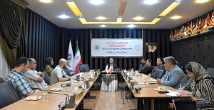 نشست کمیسیون گردشگری و صنایع&zwnj;دستی اتاق بازرگانی کرمانشاه با محوریت توسعه صادرات و بازاریابی بازارهای منطقه&zwnj;ای برگزار شد